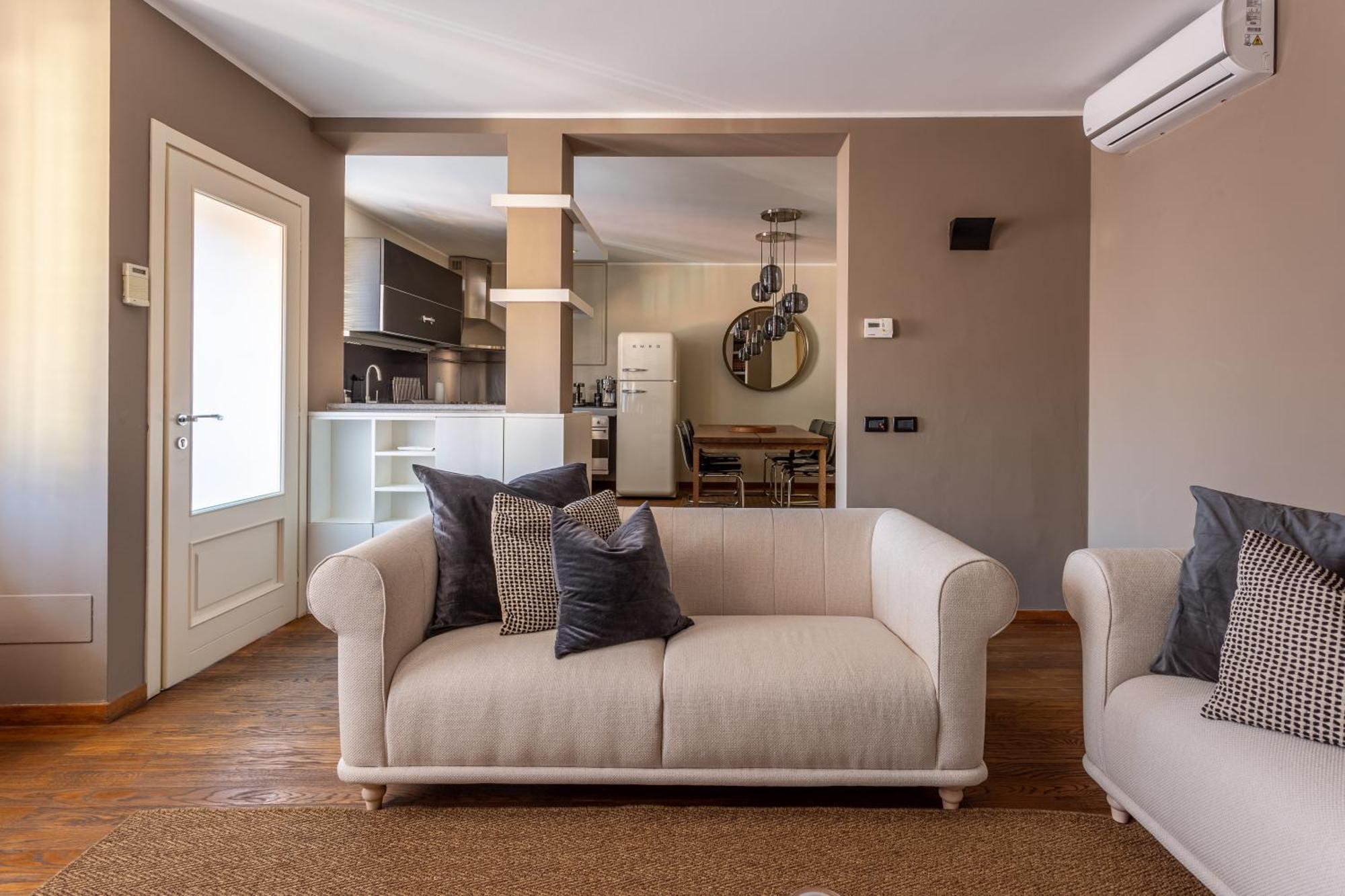 Suite Alzaia By Icasamia It Milan Exterior photo